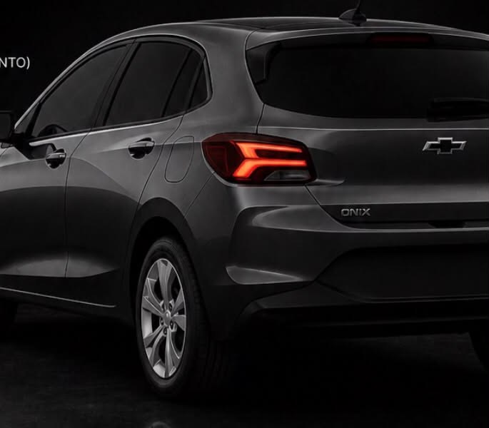 Chevrolet Onix com película Privacidade